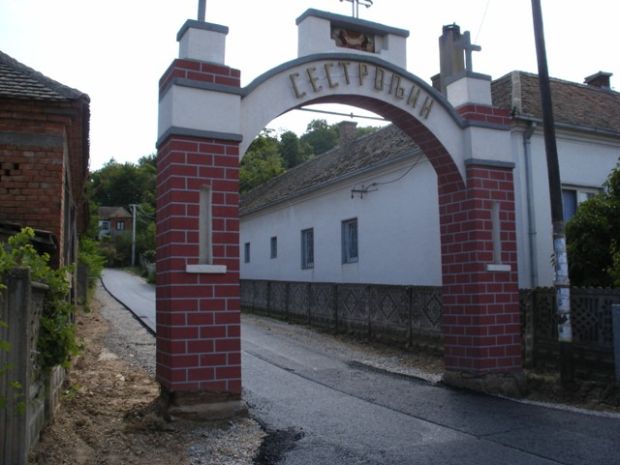 Ускршњи етно-фестивал у манастиру Сестрољин